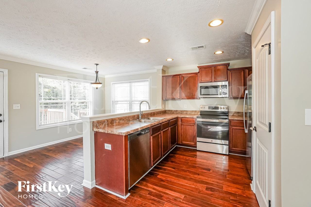 1309 Loren Cir - Photo 7 of 16