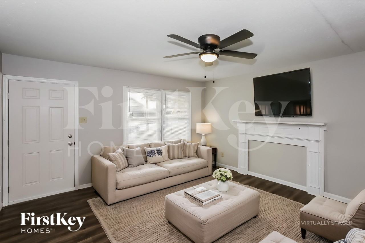 2330 Knight Dr - Photo 6 of 19