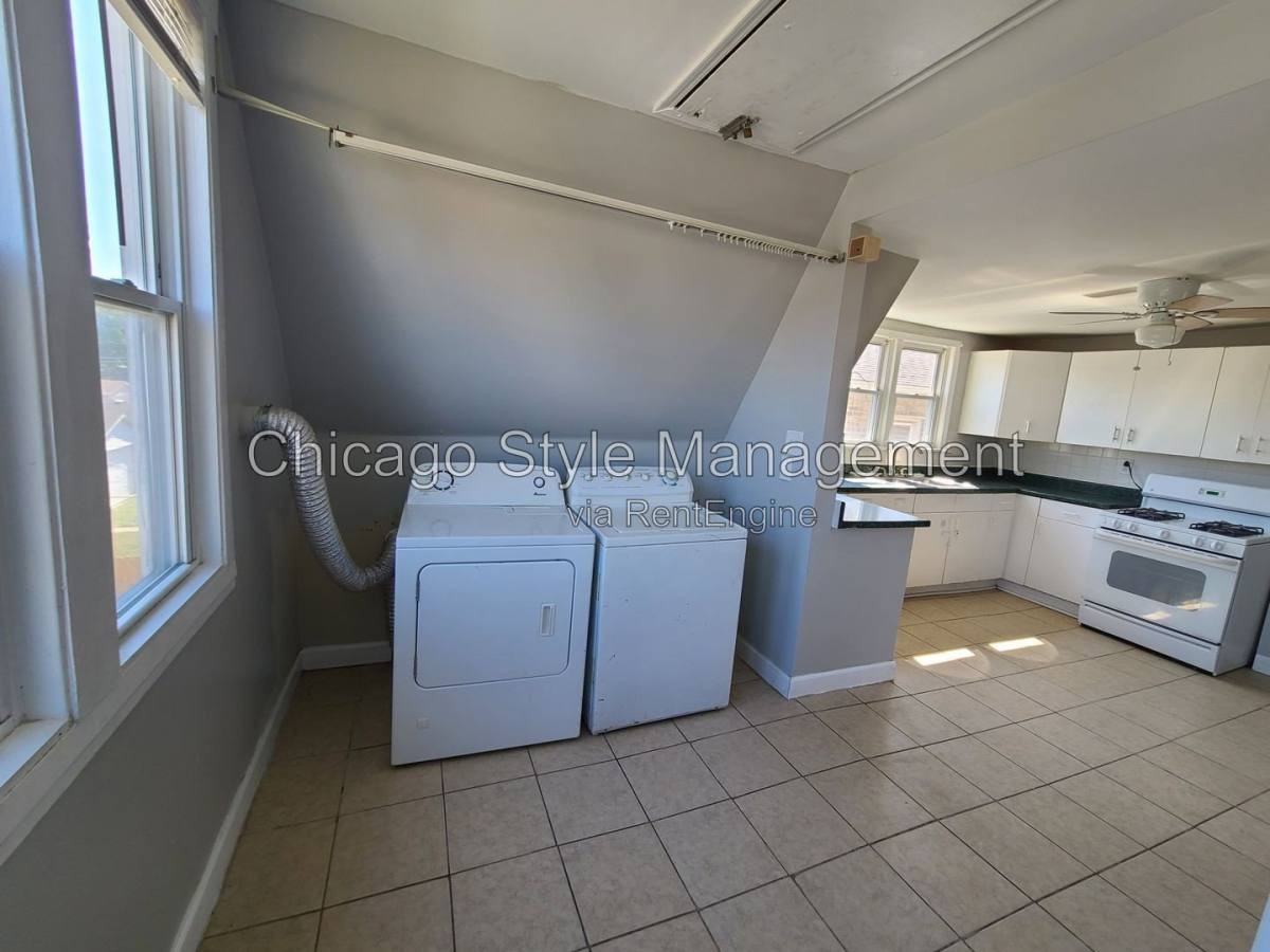 6035 S Karlov Ave Apt 2nd - Photo 5 of 10