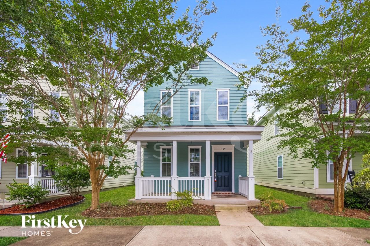 429 Verbena Ave