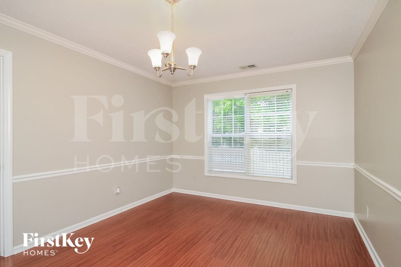3901 Colony Ridge Ct - Photo 4 of 13