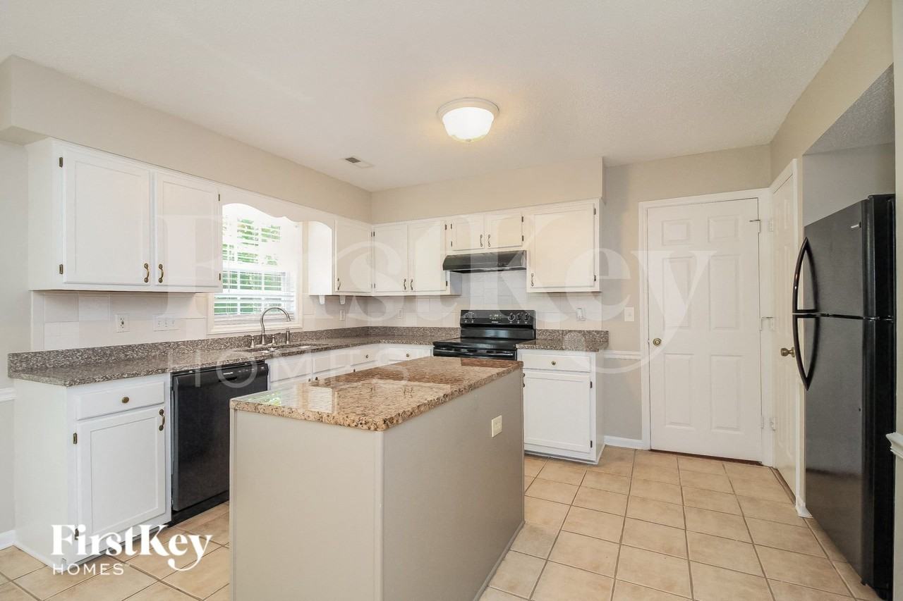 3901 Colony Ridge Ct - Photo 5 of 13