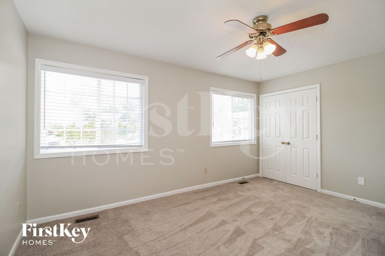 3901 Colony Ridge Ct - Photo 7 of 13