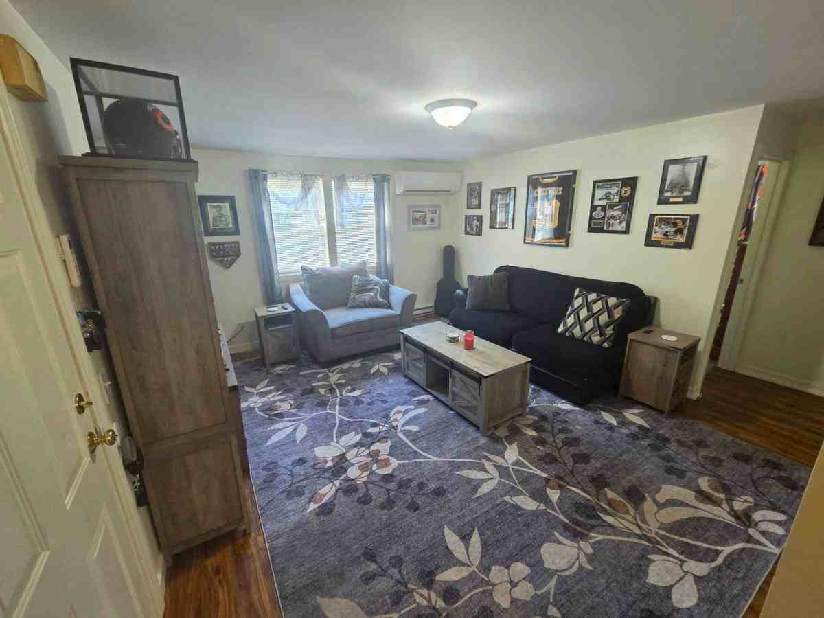 10 Renarl Ave #3 - Photo 3 of 9