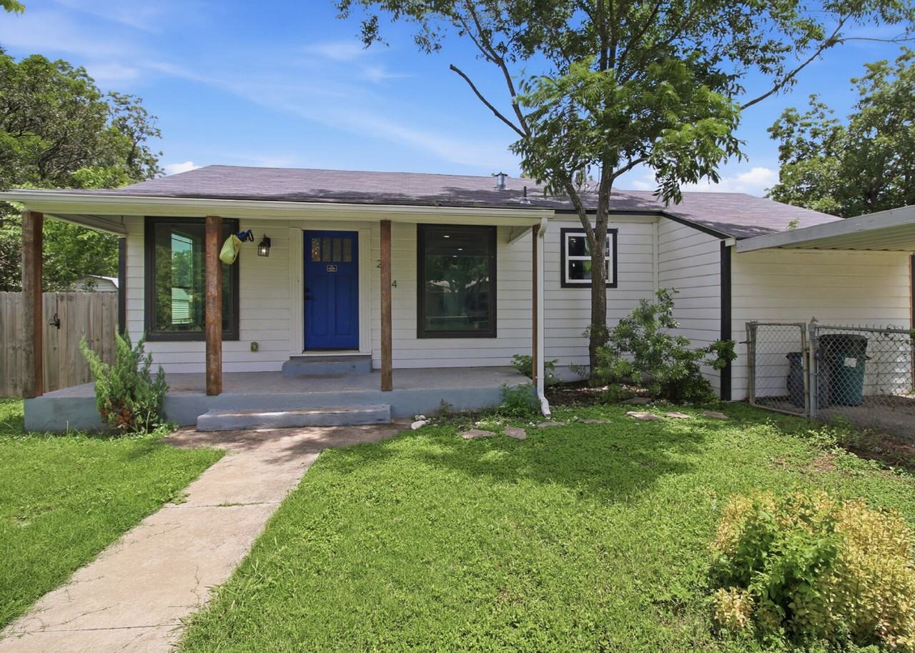 204 Aero Ave - Photo 2 of 26