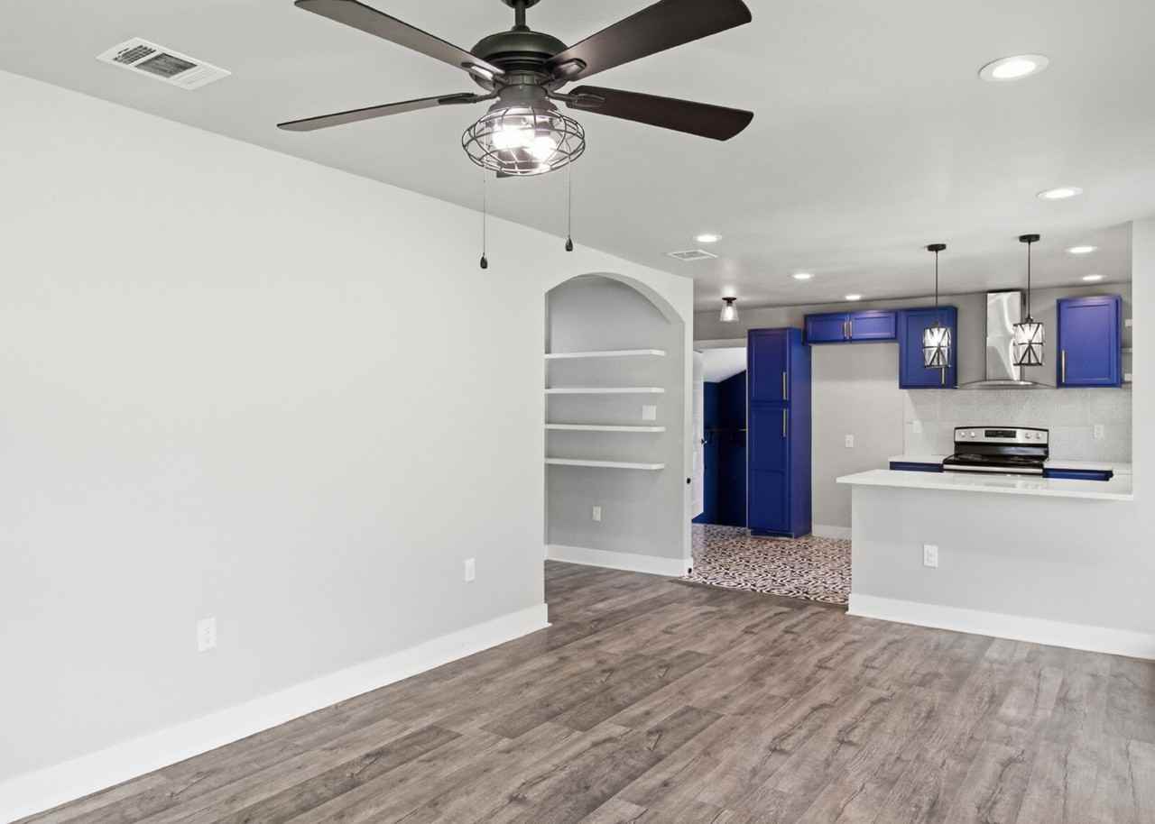 204 Aero Ave - Photo 7 of 26