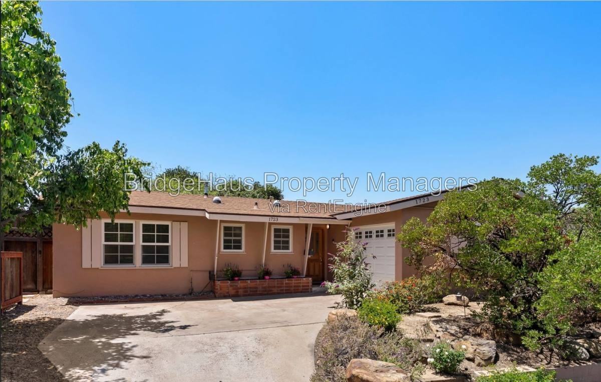 1723 Ramon St - Photo 2 of 10