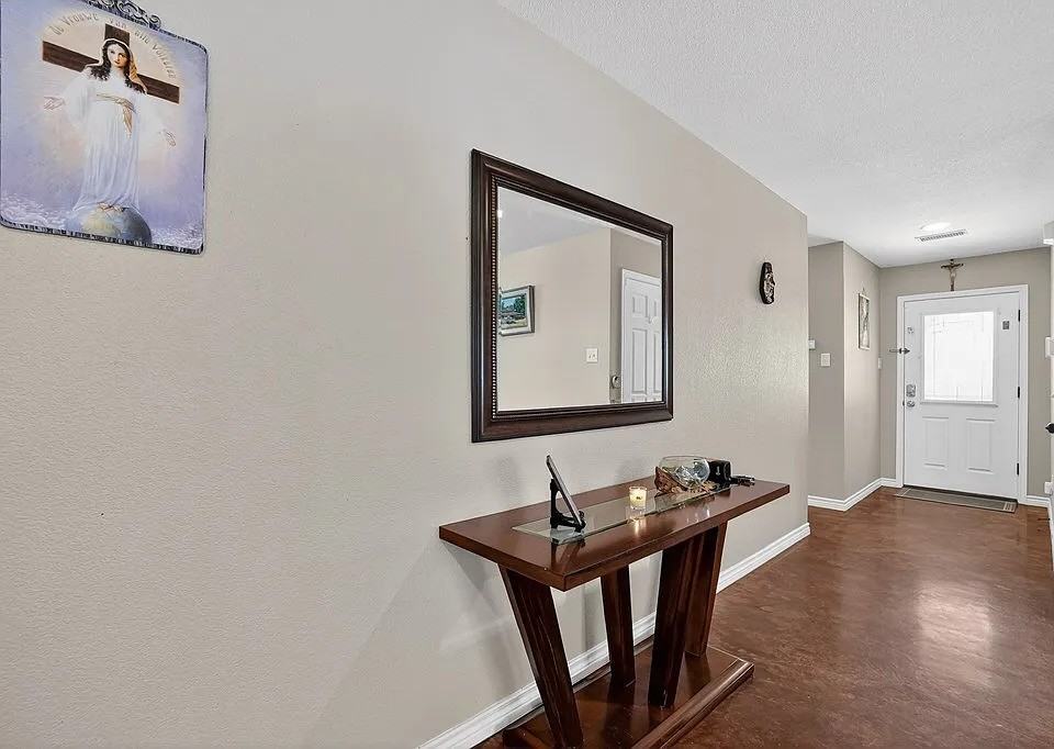 1115 Milltown Rd - Photo 4 of 42