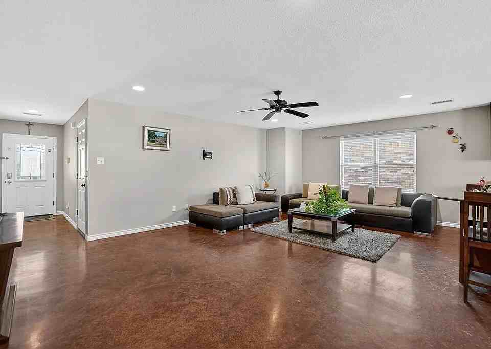 1115 Milltown Rd - Photo 7 of 42
