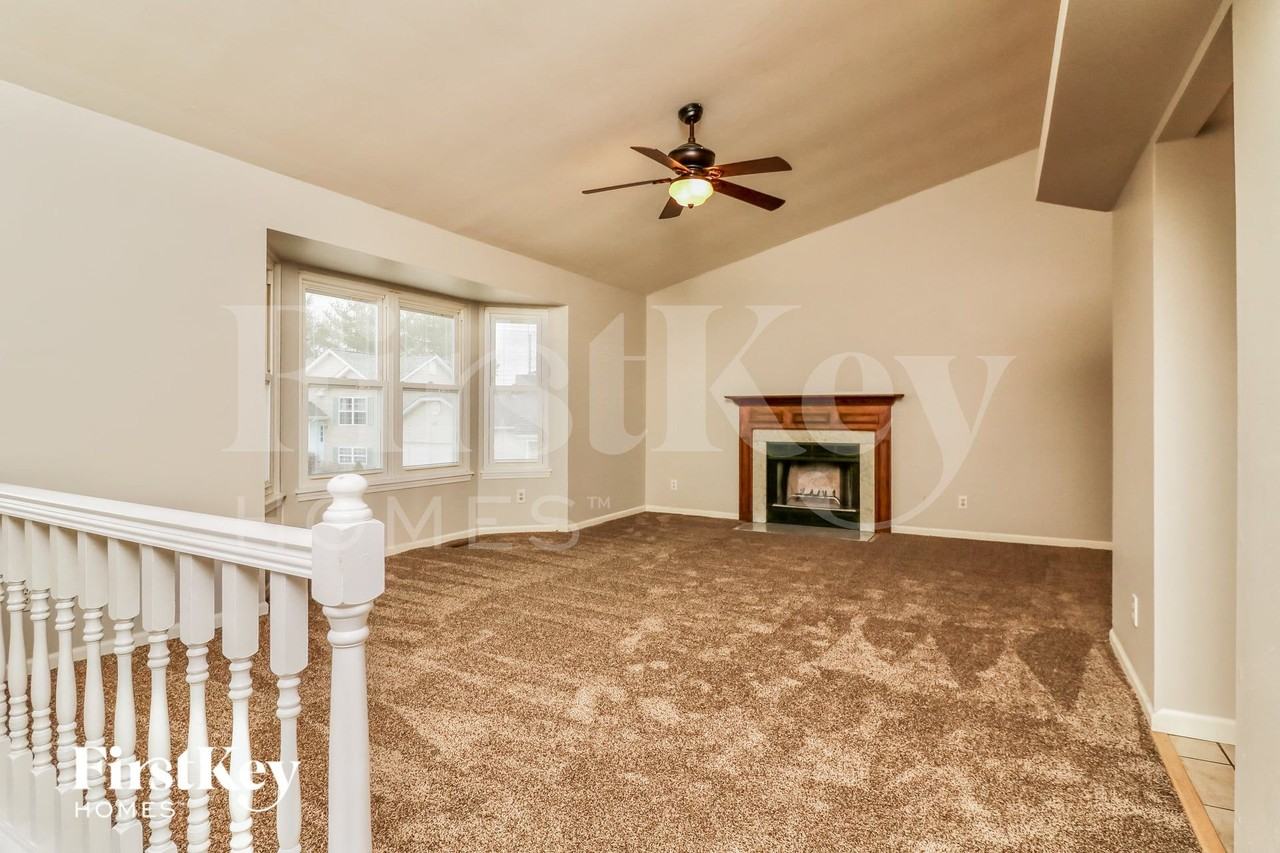 1831 Florine Ct - Photo 3 of 15