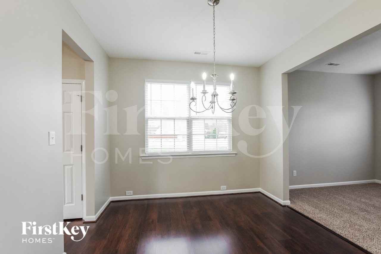 14708 Asheton Creek Dr - Photo 4 of 15