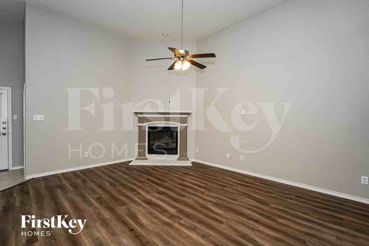 11501 Dorado Vista Trl - Photo 4 of 19