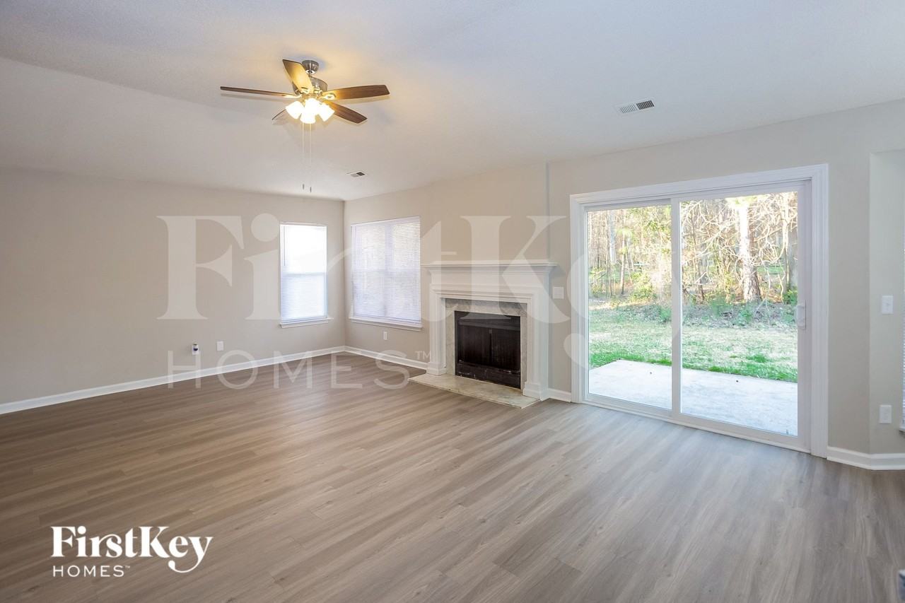 11226 Isthmus Ct - Photo 4 of 14