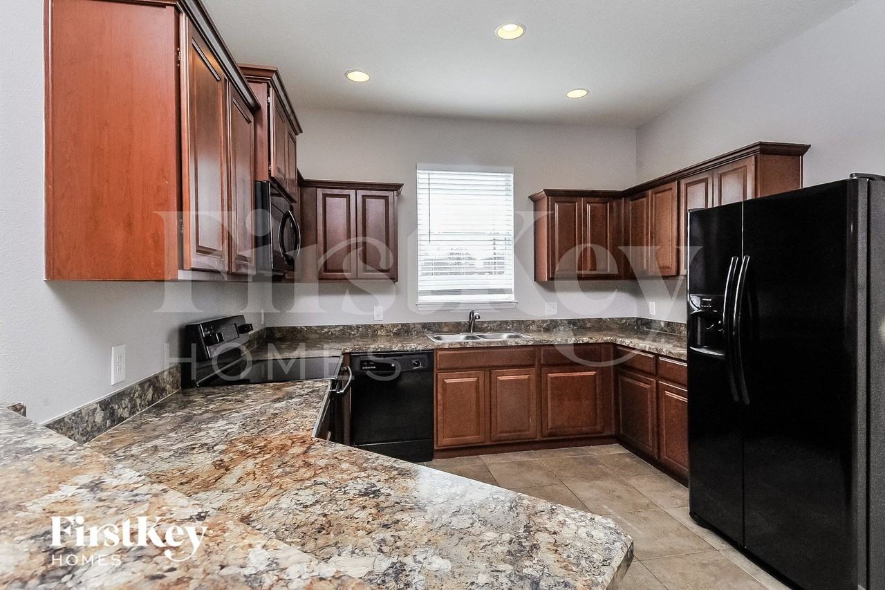 5276 Krenson Woods Way - Photo 7 of 15