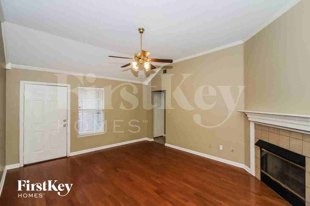 8954 Fulton Ln - Photo 2 of 15