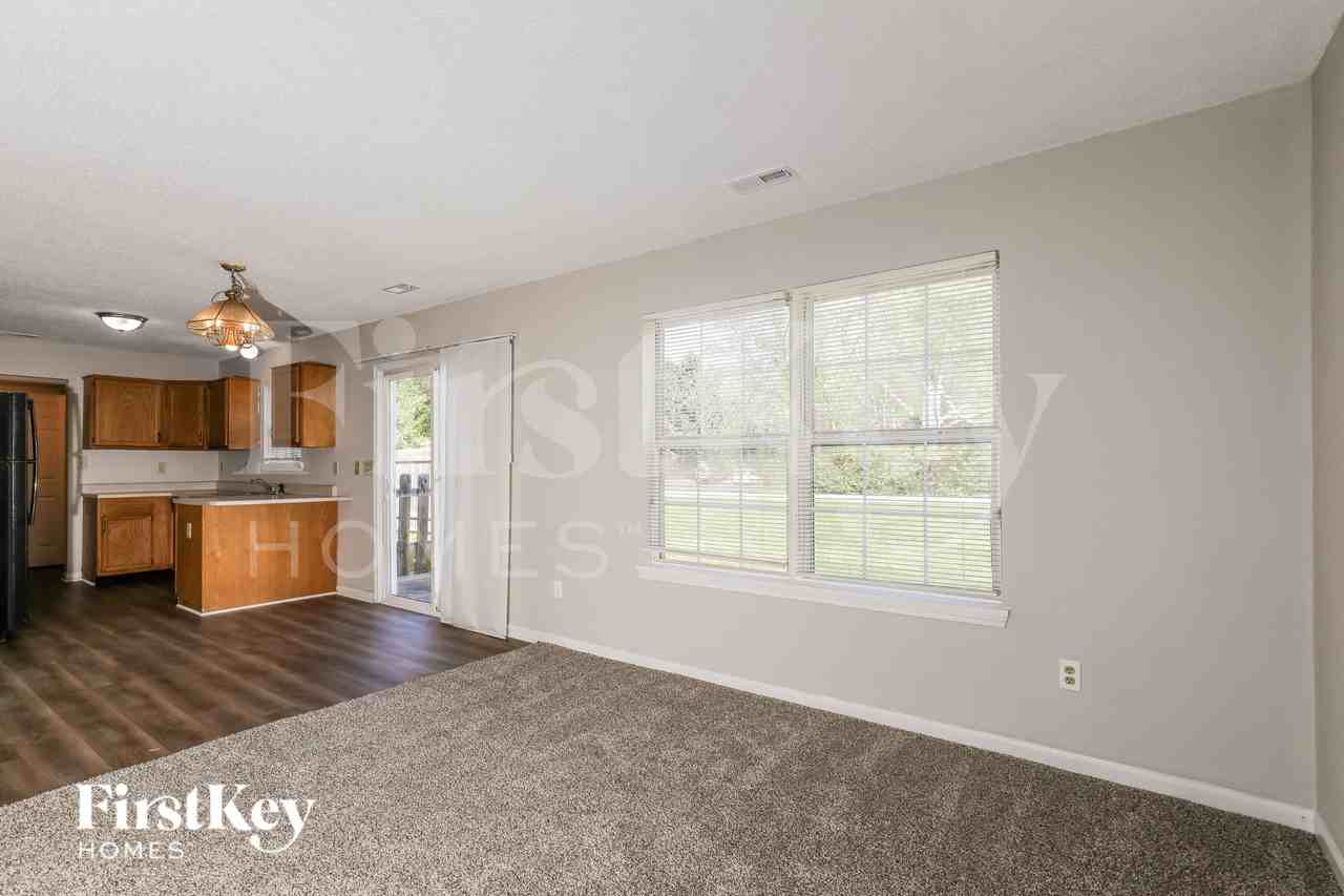 8813 Brassport Cir - Photo 4 of 16