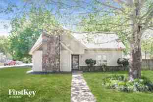 5979 Rosewind Cir W - Photo 1 of 1