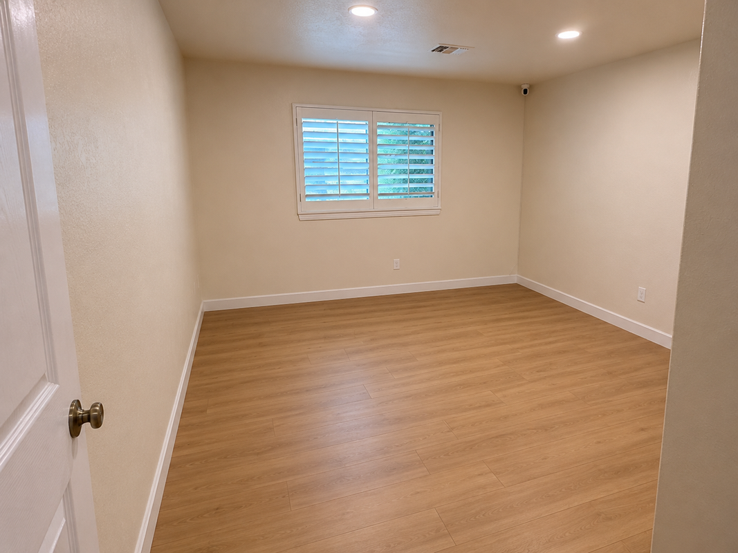 458 Fantasy St - Photo 4 of 41