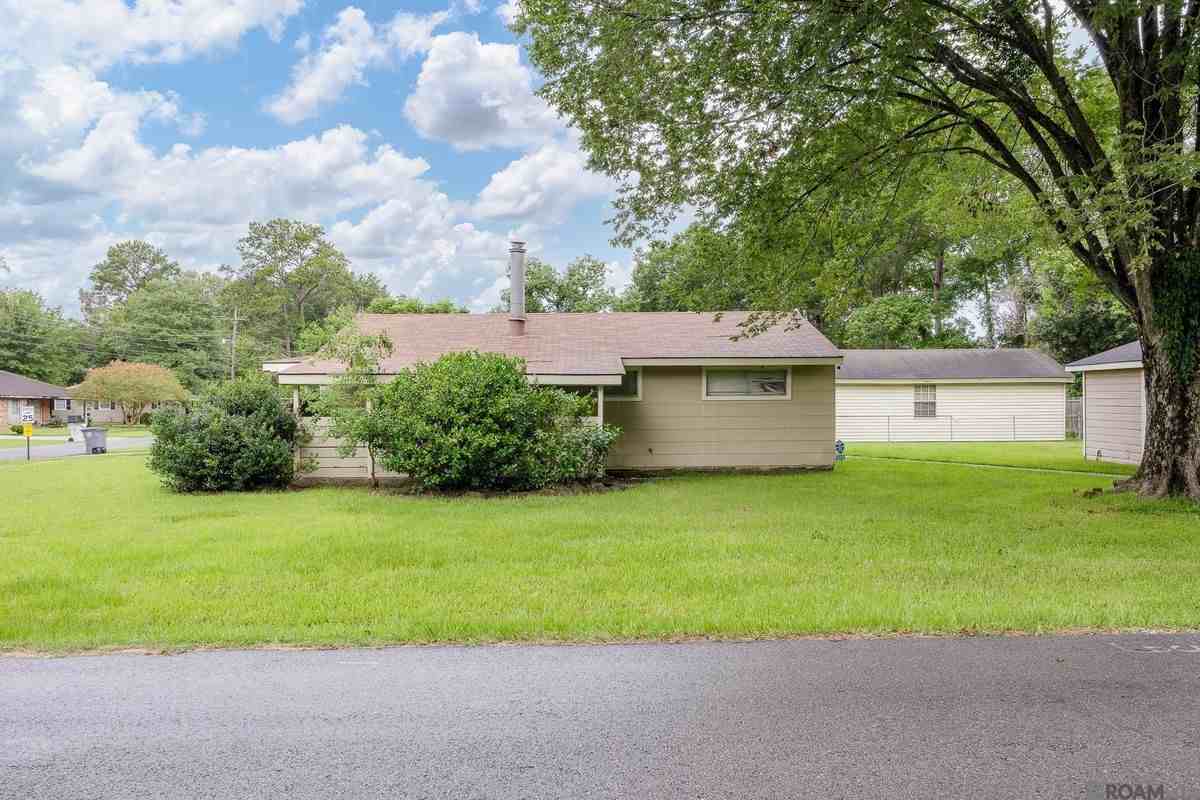 3661 Harrison St - Photo 5 of 31