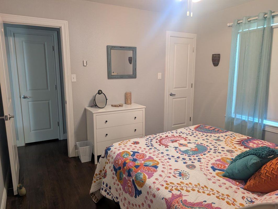 4308 Avenue G ##B-1 - Photo 6 of 15