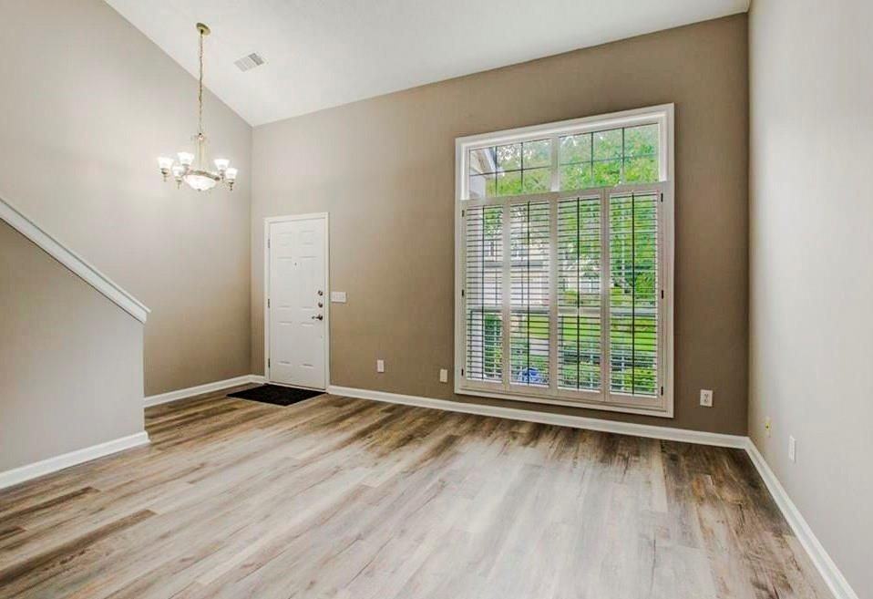 3321 Serenade Ct - Photo 2 of 29