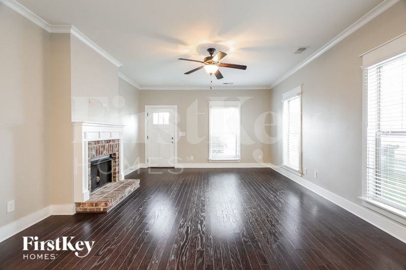 4881 Mountain Gap Dr - Photo 2 of 16