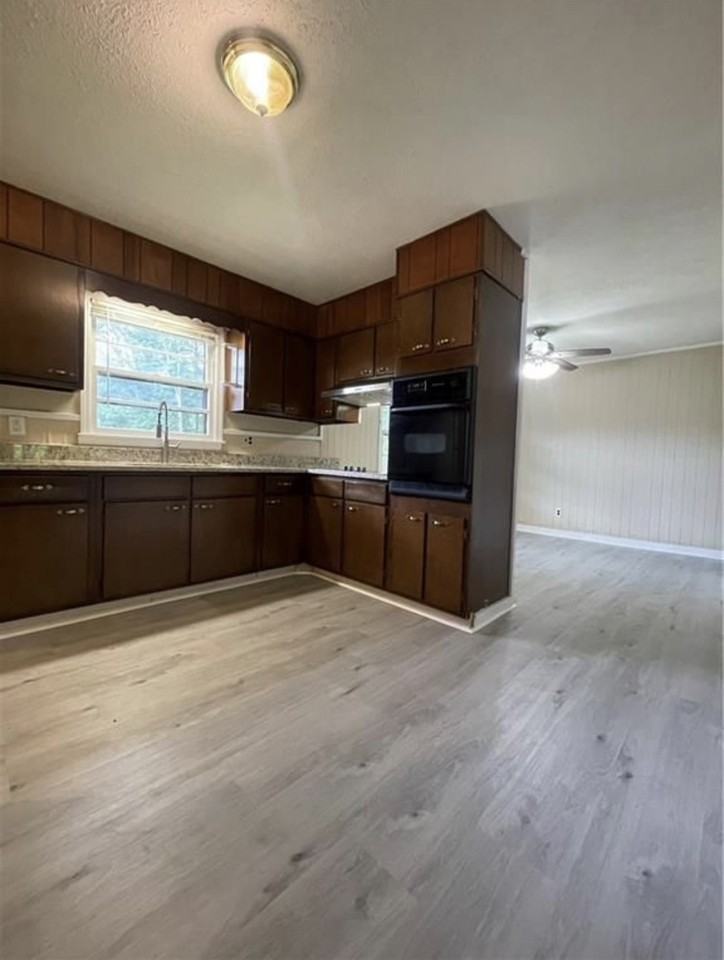 22 Marty Ln - Photo 2 of 19