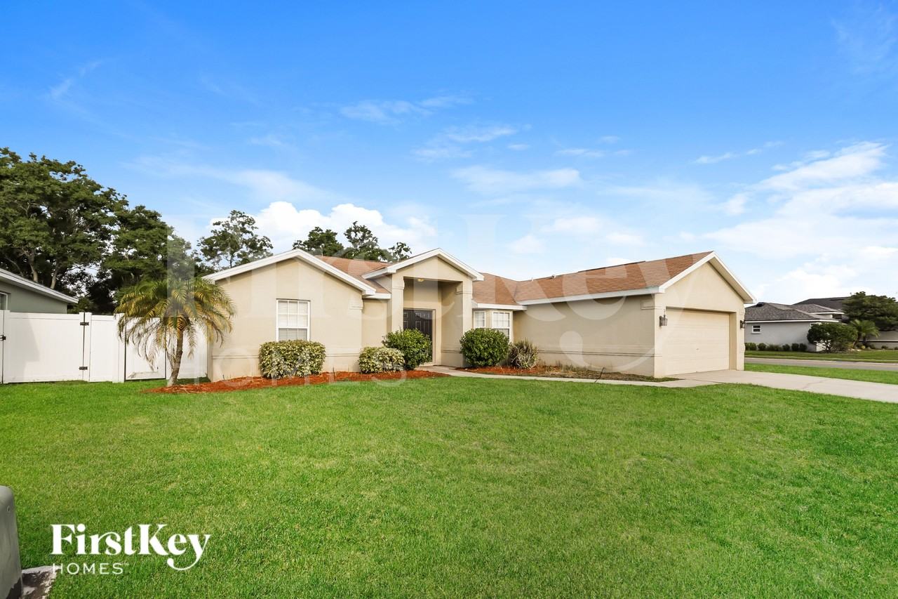 3668 Sandhill Crane Dr - Photo 2 of 17