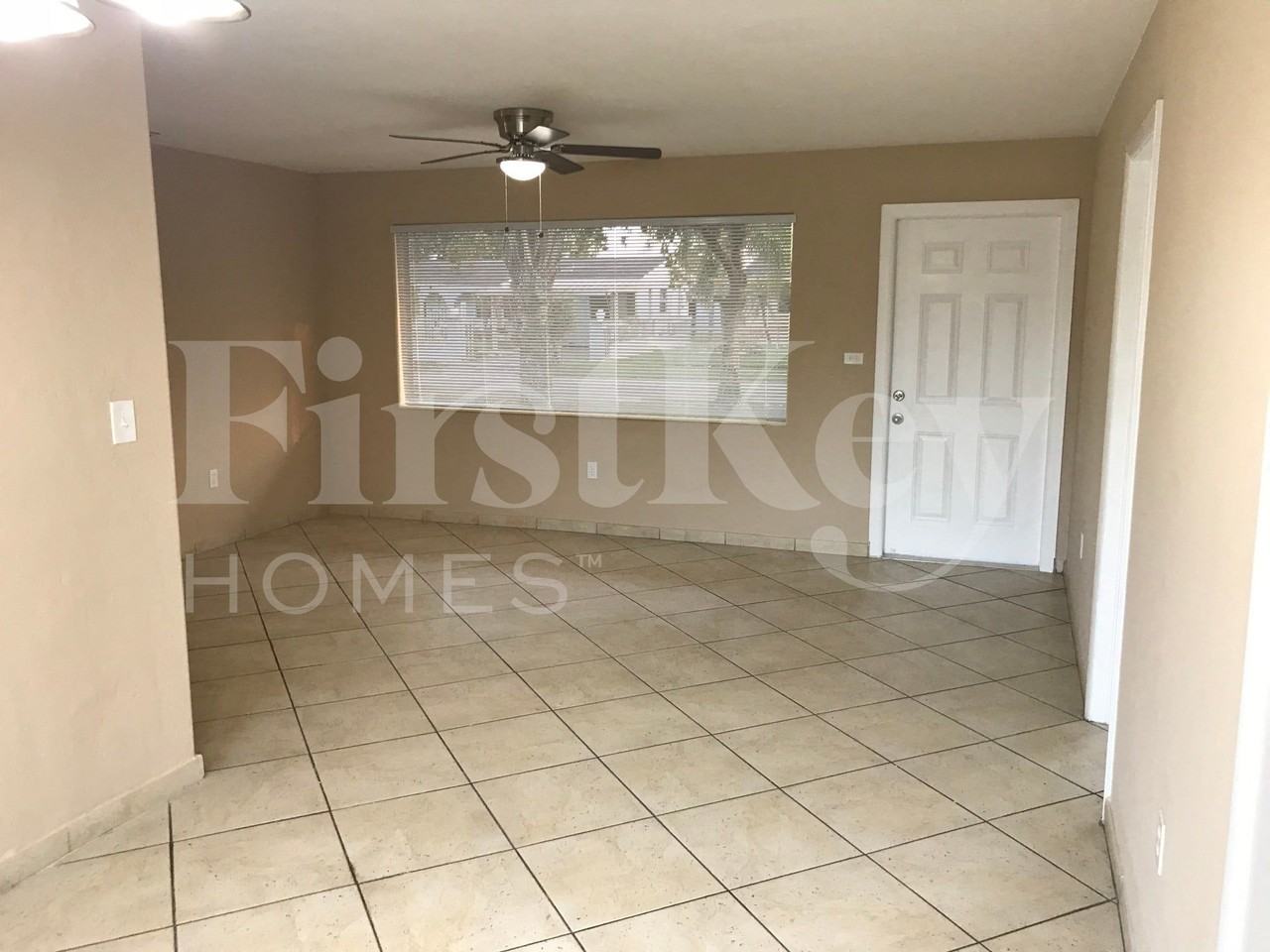 2751 Nwterrace - Photo 5 of 17