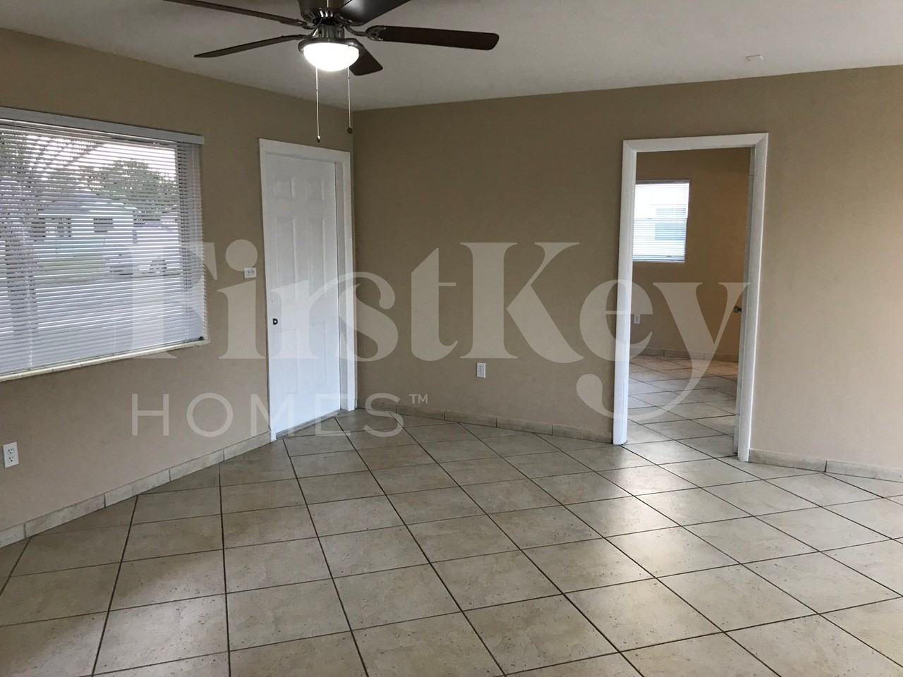2751 Nwterrace - Photo 6 of 17