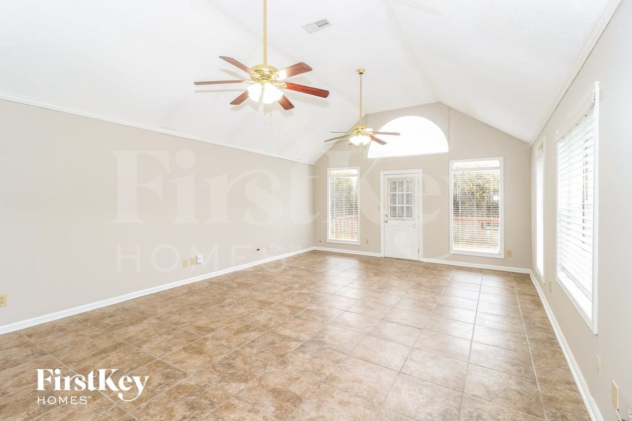 1559 Belle Trees Dr - Photo 7 of 15