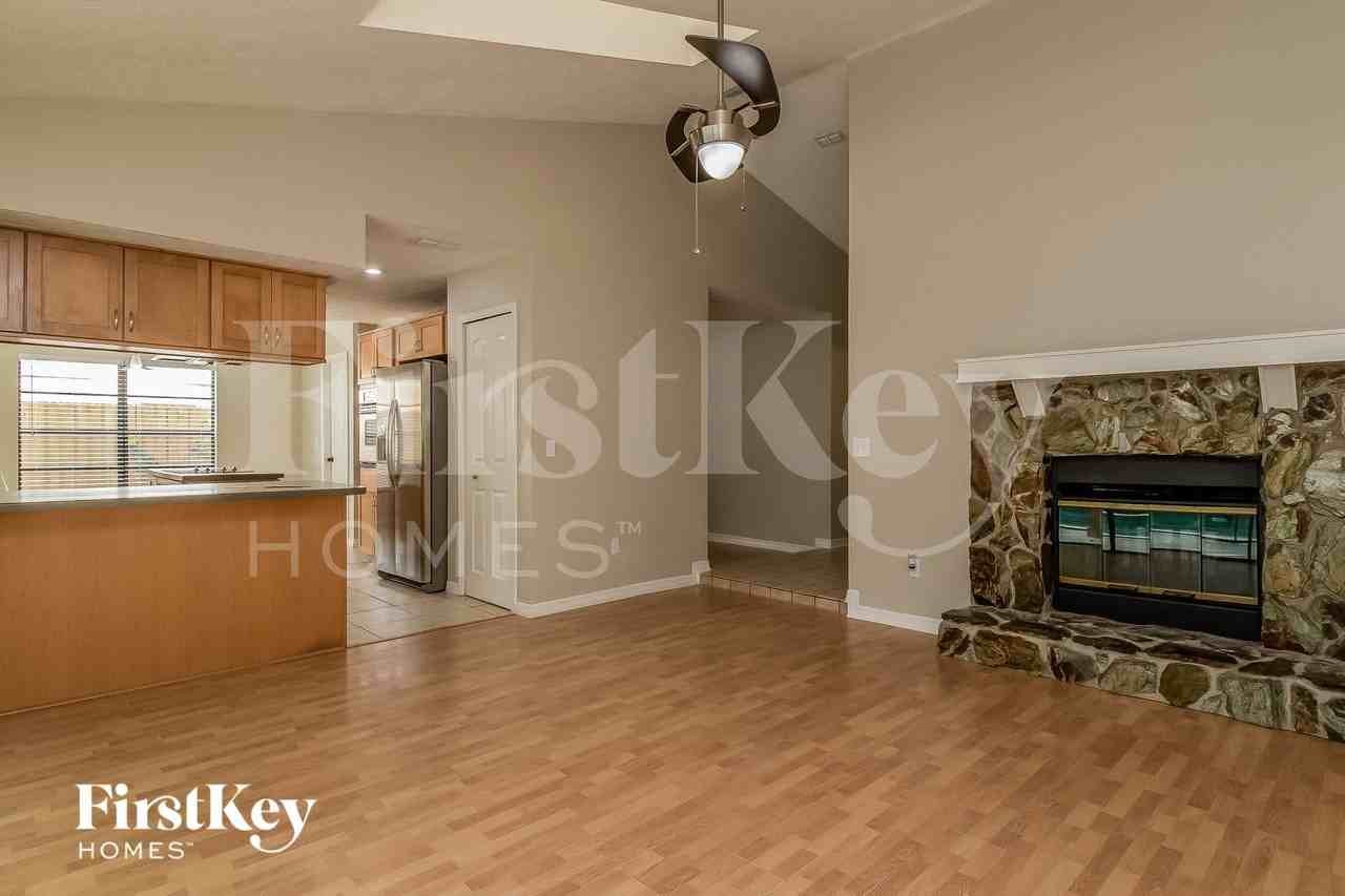 1448 Monte Lake Dr - Photo 6 of 15