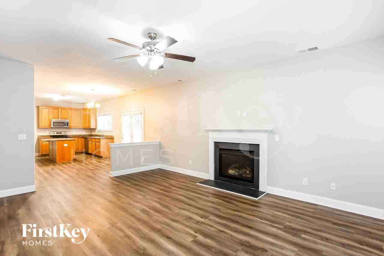 10826 Dapple Grey Ln - Photo 3 of 19