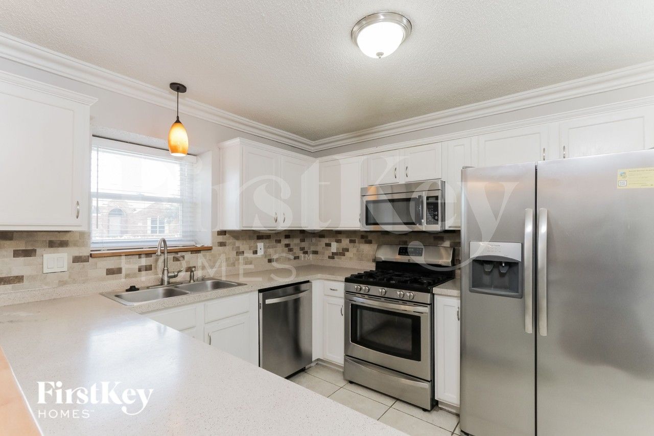 1027 Sea Shell Dr - Photo 6 of 16