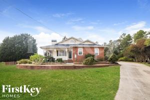 featured image of 1 White Pines Dr