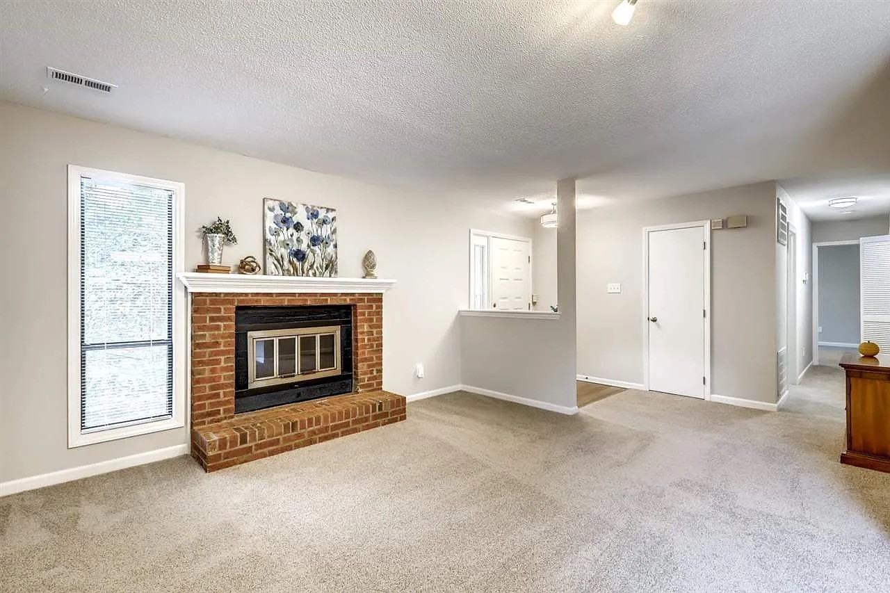 224 Clancy Cir #224CLANCY - Photo 5 of 17