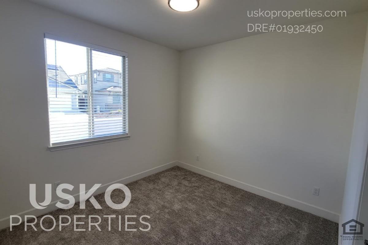 6064 Oberlander Dr #A - Photo 7 of 7