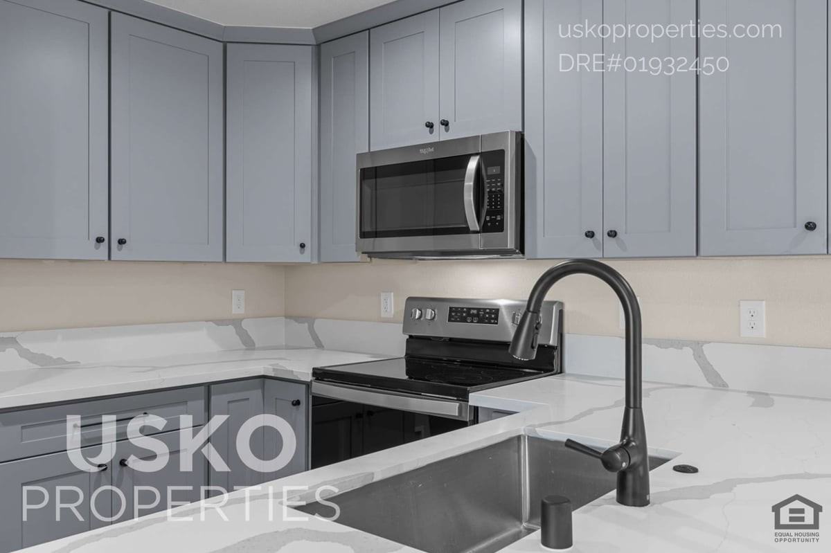 7835 Hutton Creek Ln #B - Photo 2 of 15