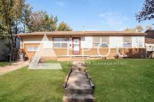 featured image of 1933 W 49th Pl