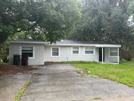 305 Pennsylvania Ave - Photo 1 of 1