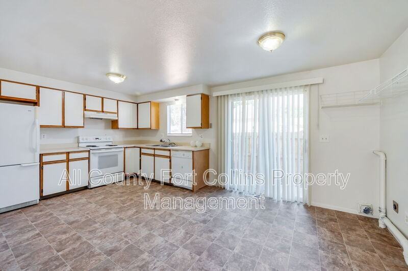 1403 E 7th St #A - Photo 5 of 16