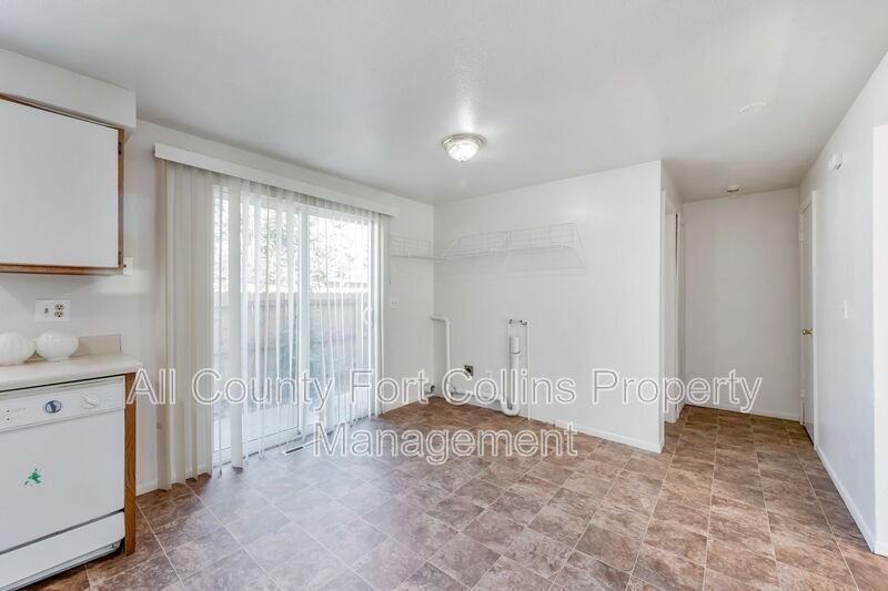 1403 E 7th St #A - Photo 7 of 16