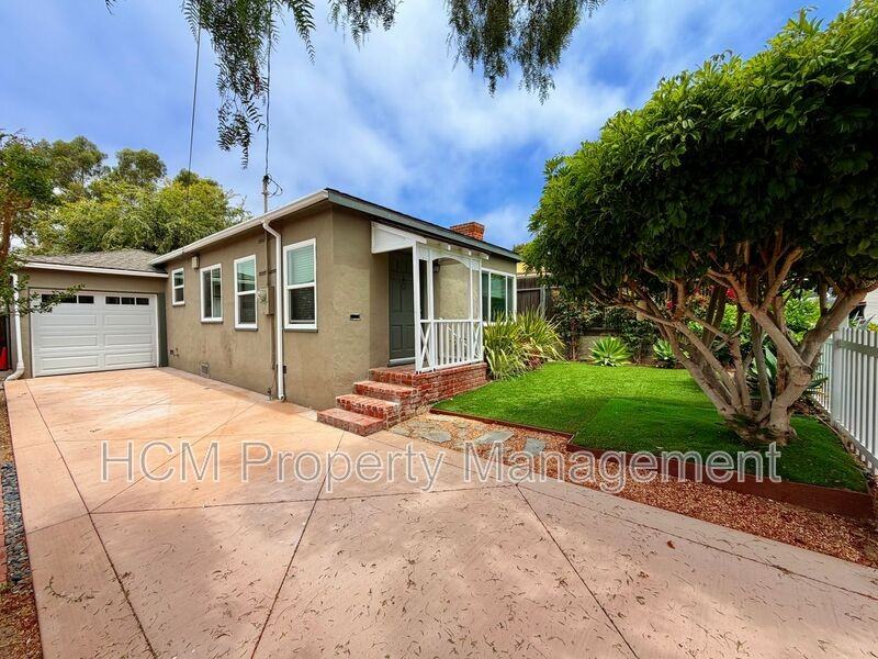 590 Oak St - Photo 2 of 17