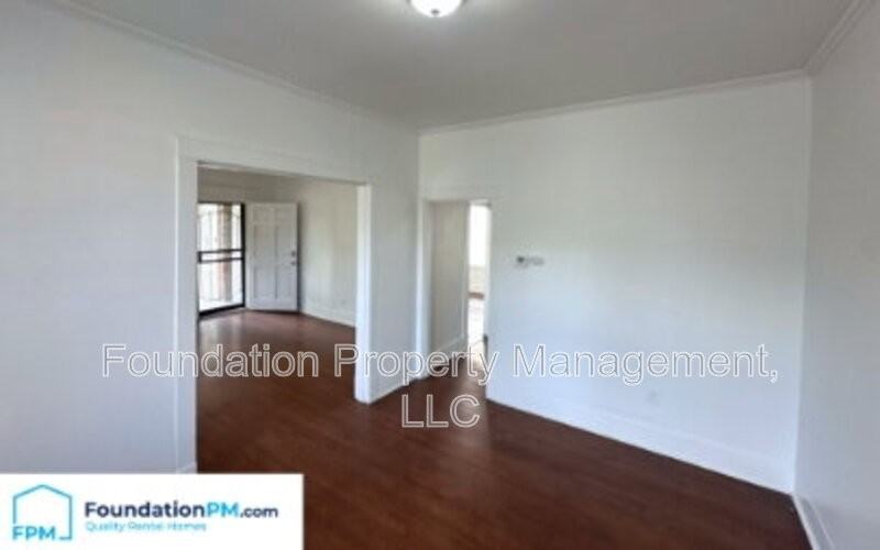 1492 Faxon Ave - Photo 7 of 29