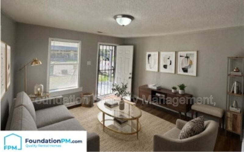 1596 Barton St - Photo 7 of 18