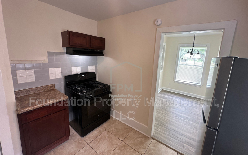 3180 Crump Ave #1 - Photo 3 of 16