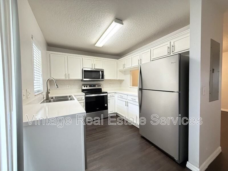 254 Castlekeeper Pl - Photo 6 of 18