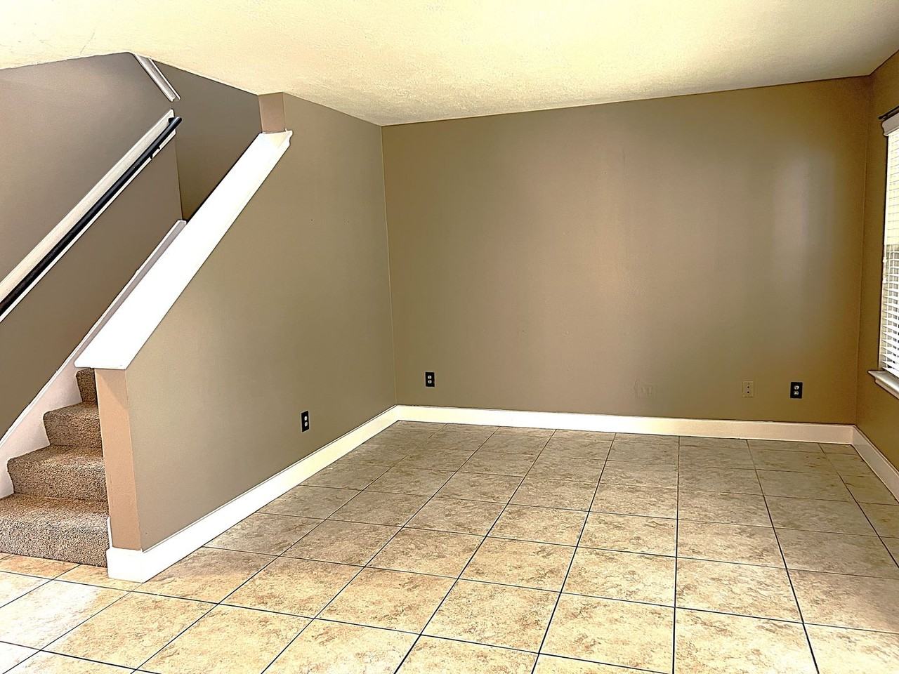 6819 Kingwood Glen Dr - Photo 3 of 38