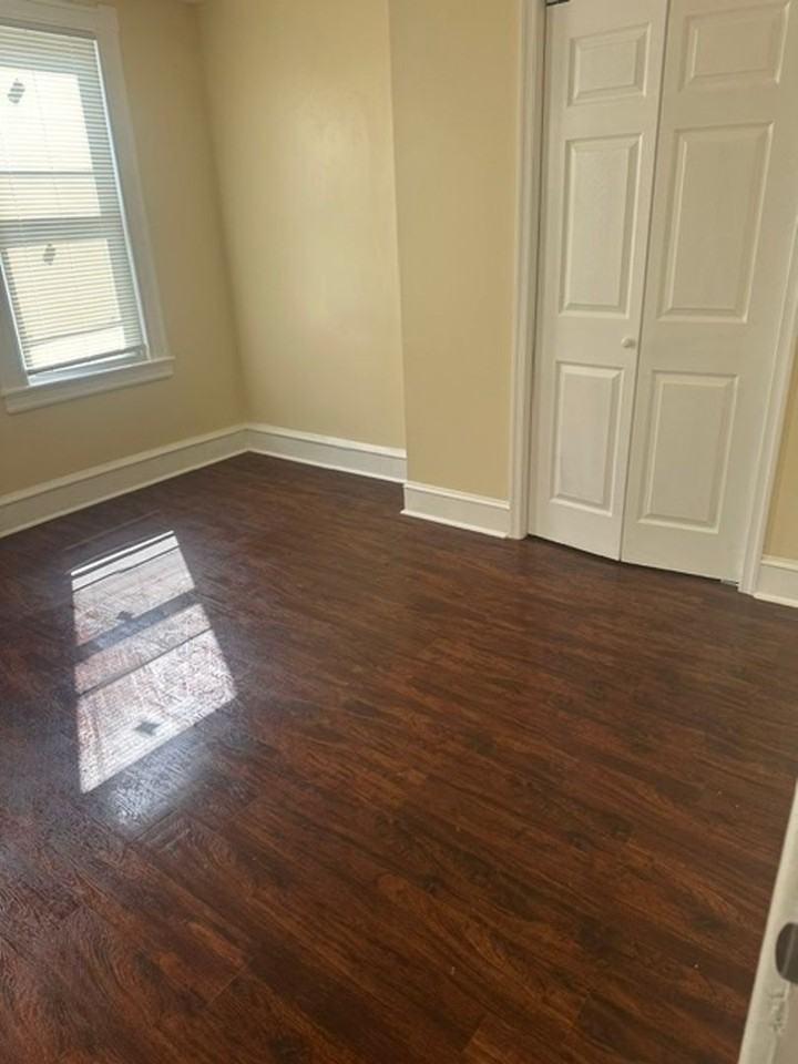 17 E 24th St - Photo 6 of 12