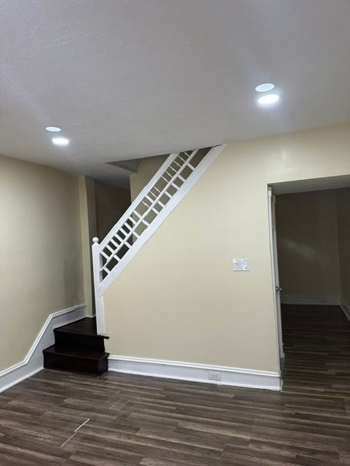 17 E 24th St - Photo 5 of 12